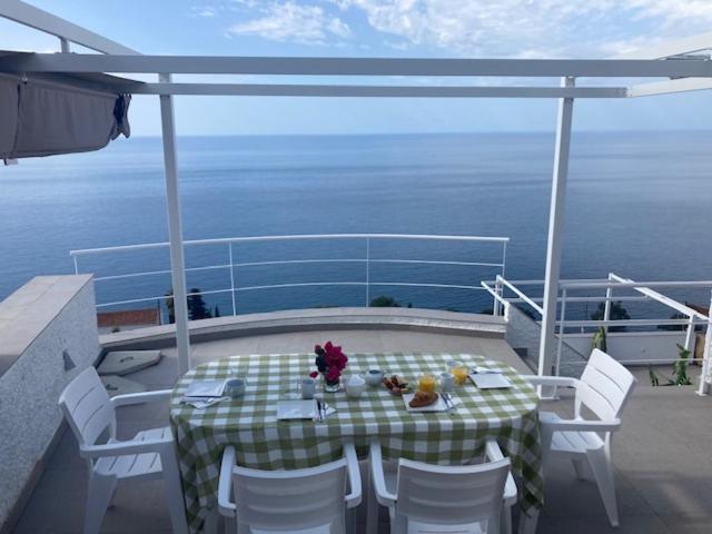 Casa Mediterraneo Tropical. El Mar A Tus Pies サロブレーニャ エクステリア 写真